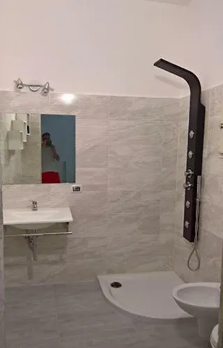 בית הארחה Rainbow טורה לפילו